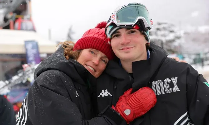 Впервые в истории мать и сын выступили на одной зимней Олимпиаде