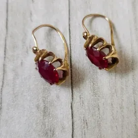 gyzyl gadymy gulakalka