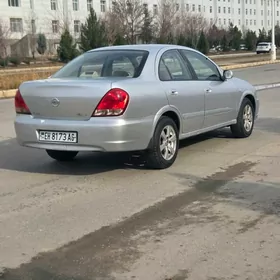 Nissan Sunny 2009