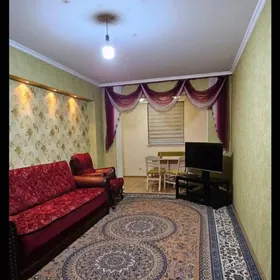 Срочно 1 мкр 3 ком 71м²