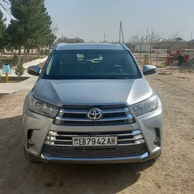 Toyota Highlander 2017