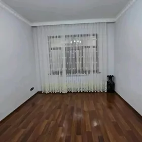 ️10мкр 1эт 3ком 76м2 Срочно️