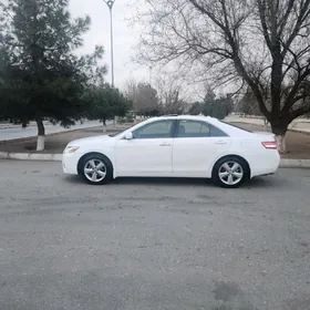 Toyota Camry 2010