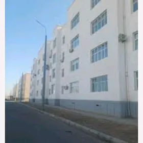 Aeroport ýolunda, 70-toplumda