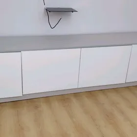 Potstafka telwizor tumbo