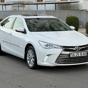 Toyota Camry 2016