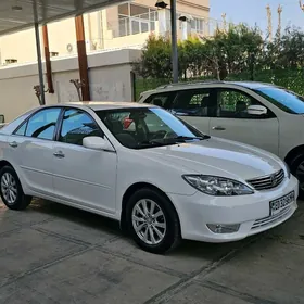 Toyota Camry 2003