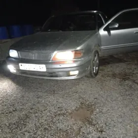 Nissan Cefiro 1994