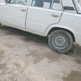 Lada 2104 1985