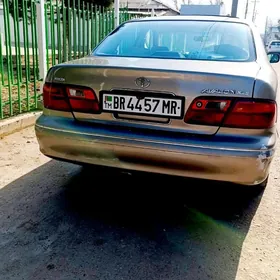 Toyota Avalon 1999