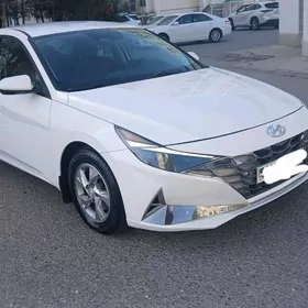 Hyundai Elantra 2021