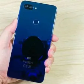 Xiaomi 8 lite 4/64