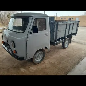 UAZ 452 1993