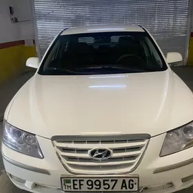 Hyundai Sonata 2009