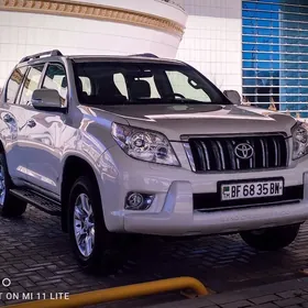 Toyota Land Cruiser Prado 2013