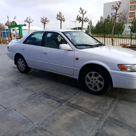 Toyota Camry 1997