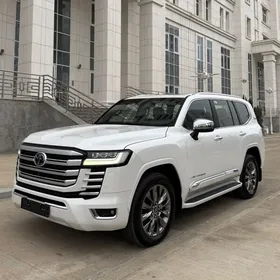 Toyota Land Cruiser 2023