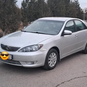 Toyota Camry 2004