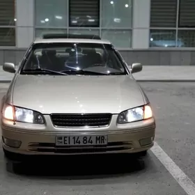 Toyota Camry 2000