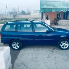 Opel Astra 1995