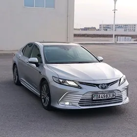 Toyota Camry 2022
