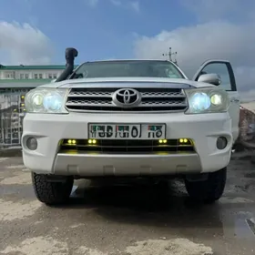 Toyota Fortuner 2009
