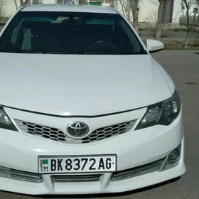 Toyota Camry 2013