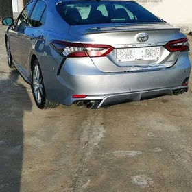 Toyota Camry 2022