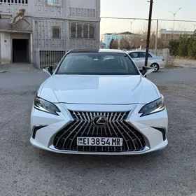 Lexus ES 350 2022