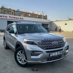 Ford Explorer 2021