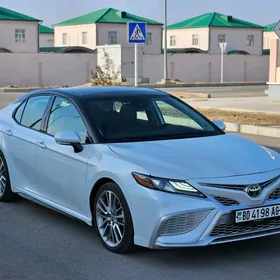 Toyota Camry 2023