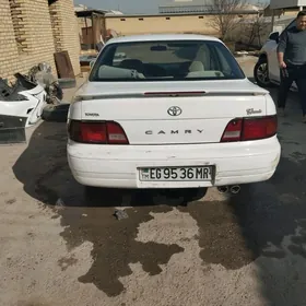 Toyota Camry 1996