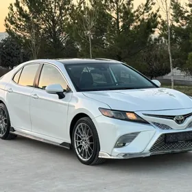 Toyota Camry 2022