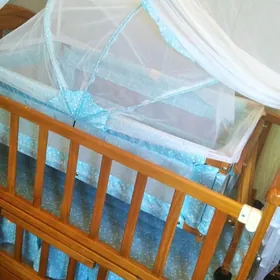 Детский кроватка