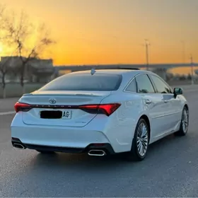 Toyota Avalon 2019