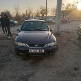 Opel Vectra 1998