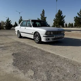 BMW 535 1985