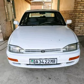 Toyota Camry 1992