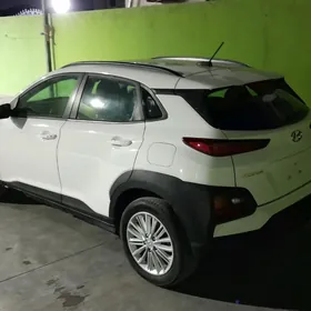 Hyundai Kona 2021