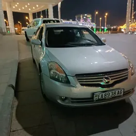 Nissan Altima 2009