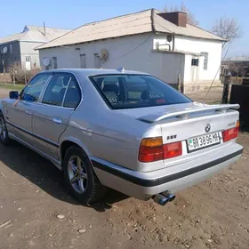 BMW 525 1990