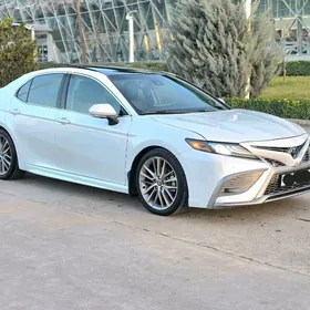 Toyota Camry 2022