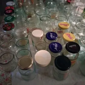 Банки стеклянные.