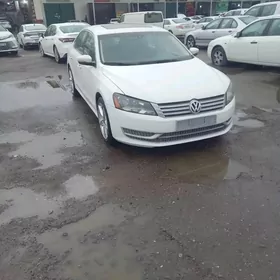 Volkswagen Passat 2013