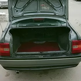 Opel Vectra 1989