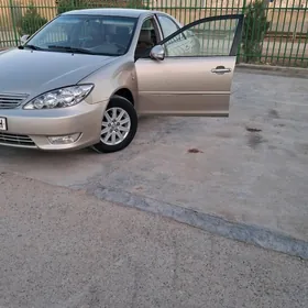 Toyota Camry 2004