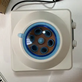 Лаб центрифуга