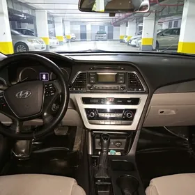 Hyundai Sonata 2016