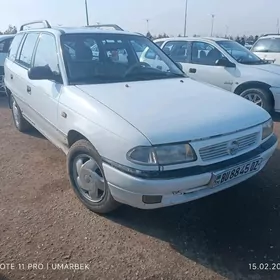 Opel Astra 1998