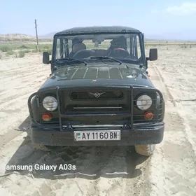 UAZ 469 2001